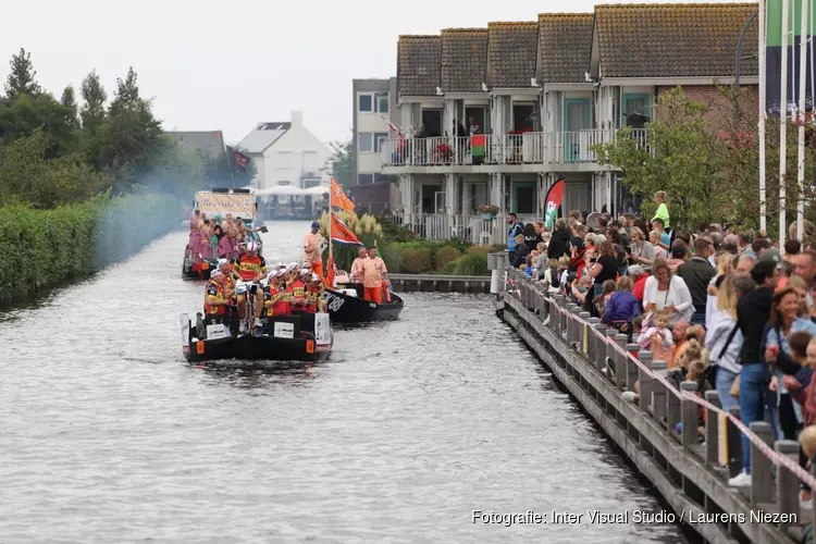 Grote drukte bij Aalsmeerse Pramenrace