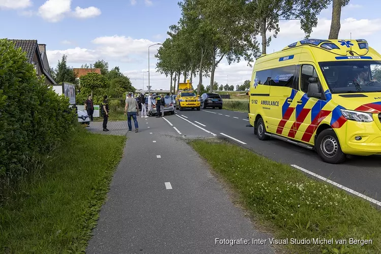 Scooterrijder gewond na botsing tegen auto in Boesingheliede