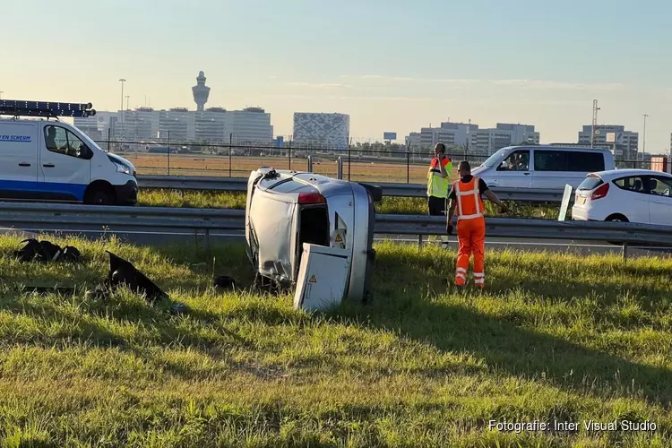 Automobilist gecrasht op A5 bij Schiphol