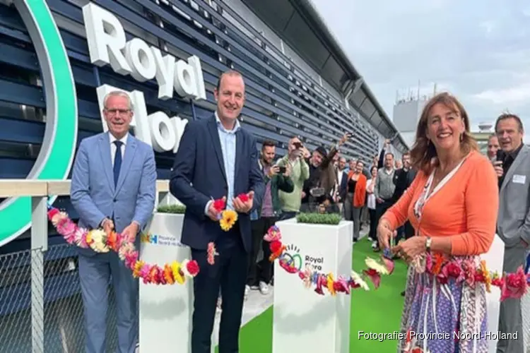 Voetgangersbrug bij Royal FloraHolland officieel geopend