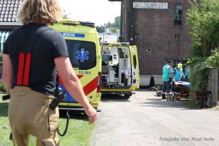 Man gewond bij sloopwerkzaamheden in Lisserbroek