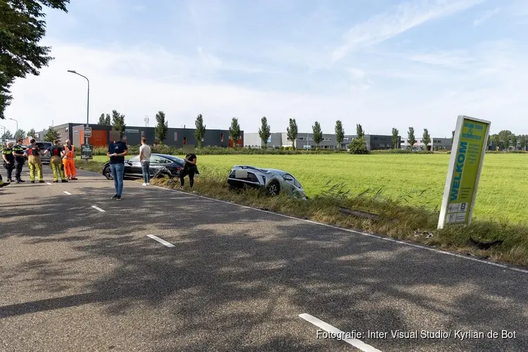 Meerdere auto's beschadigd bij ongeval in Cruquius