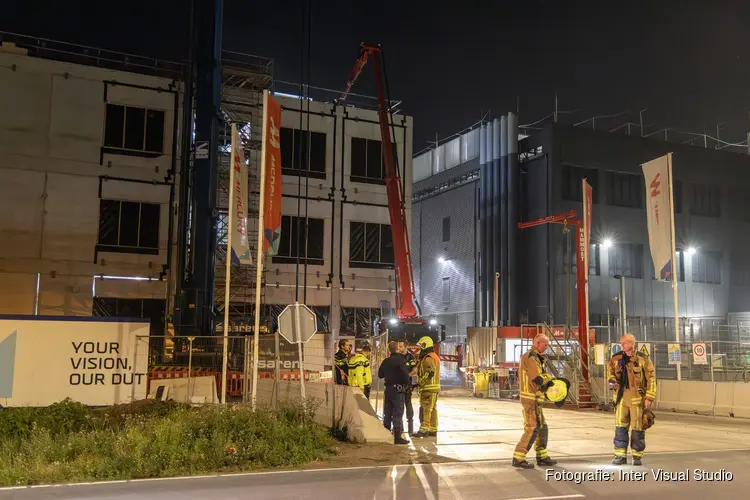 Brand in bedrijfspand in aanbouw aan de Aviolanda Rozenburg