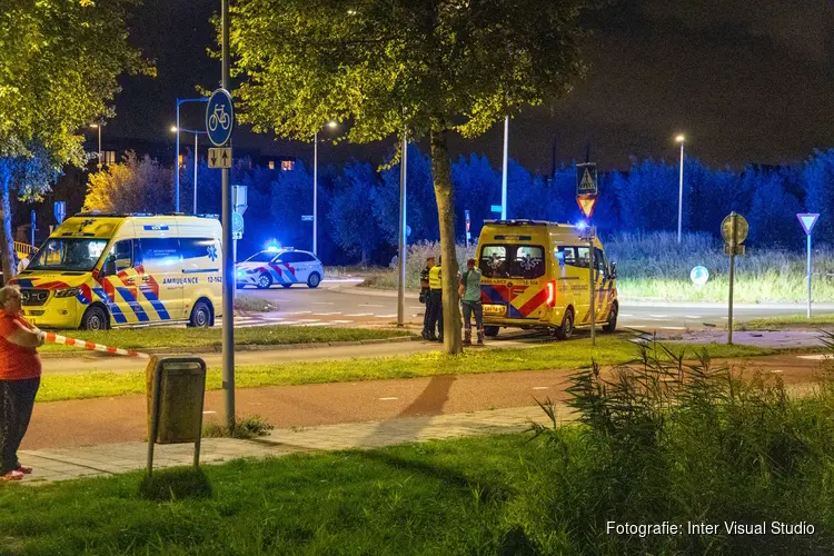 Gewonde bij eenzijdig ongeval op Deltaweg in Hoofddorp