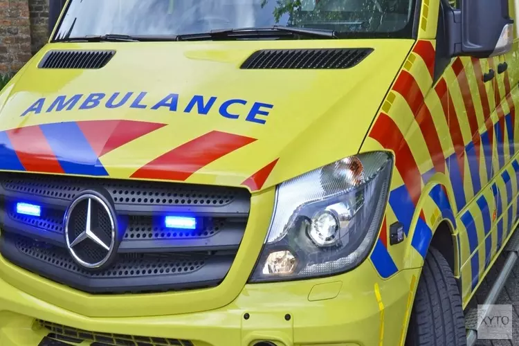 Brommerrijder gewond na botsing