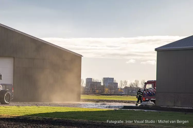 Brand in loods aan de IJweg in Hoofddorp