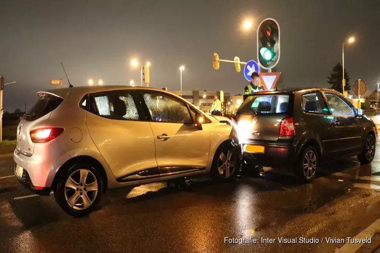 Automobilist gewond bij aanrijding Aalsmeer