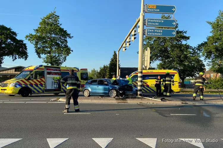 Gewonde bij ongeluk op N201