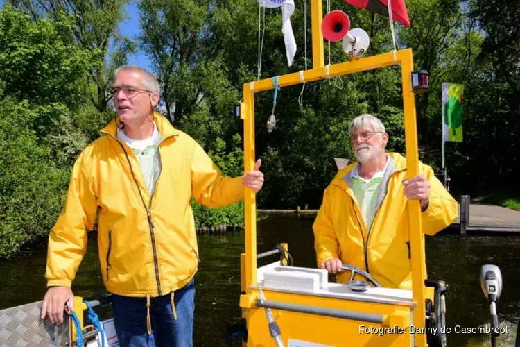 Generaties hebben leren zwemmen naast de pont van ome Piet