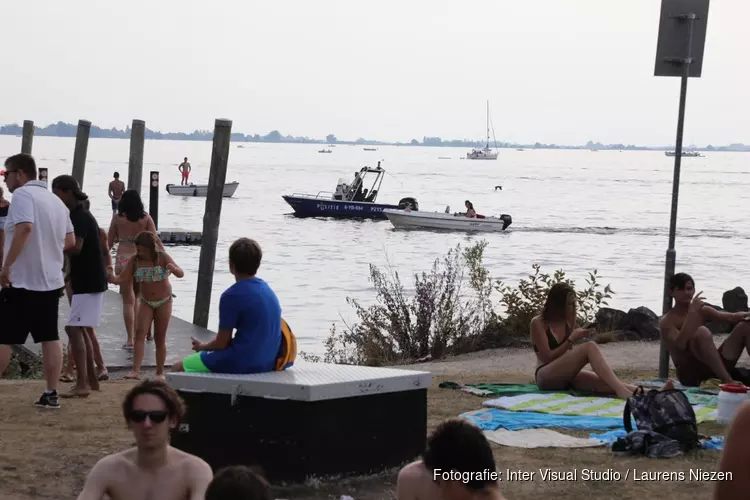 Gewonde bij strand van Aalsmeer door &#39;bommetje&#39;