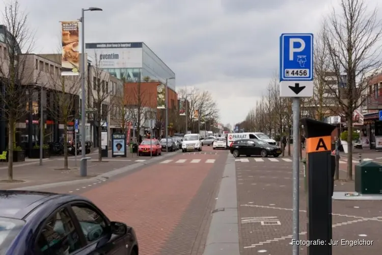 Volop openbare parkeerplaatsen in het stadscentrum van Hoofddorp